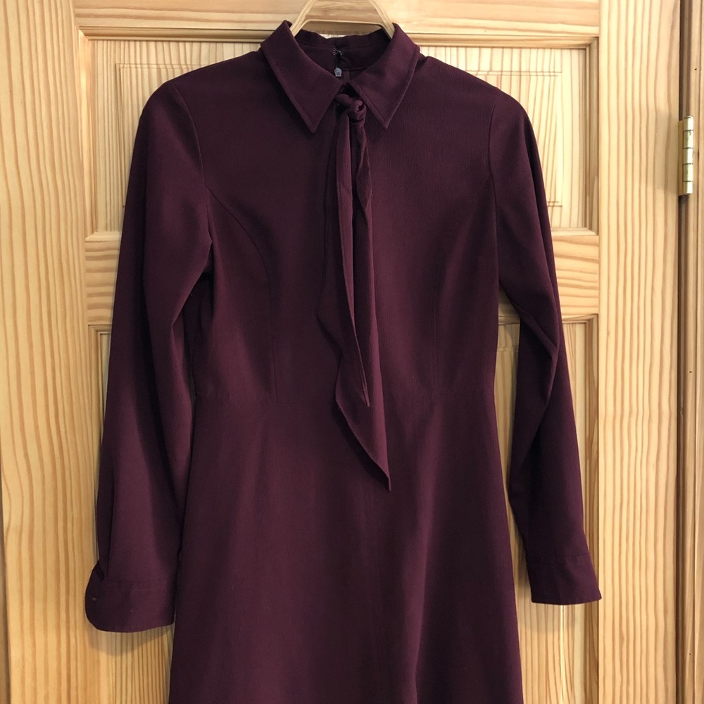 Women’s small, long sleeve midi dress